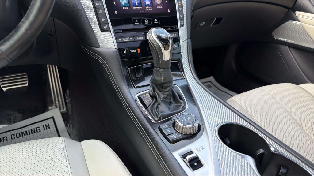 Photo 24 of this INFINITI Q60