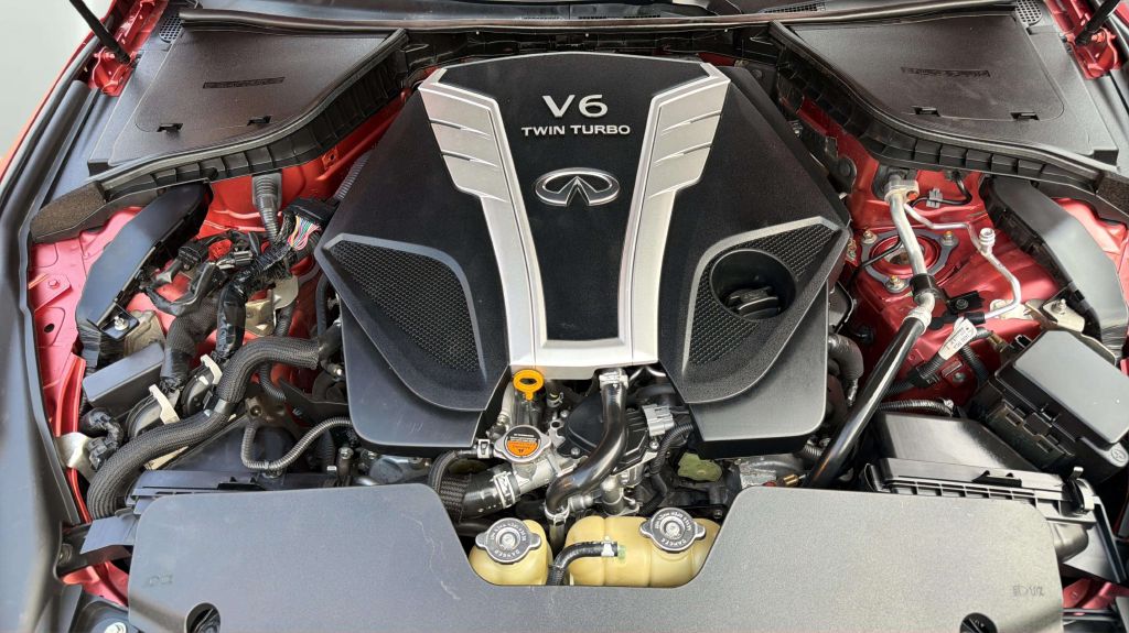 Photo 32 of this INFINITI Q60