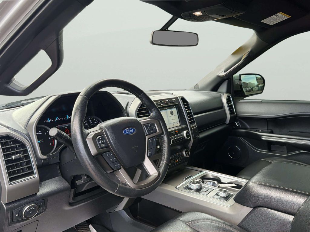 Photo 11 of this FORD EXPEDITION