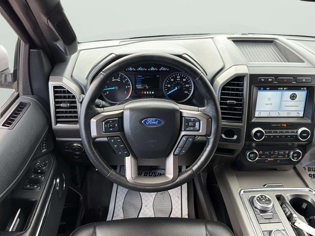 Photo 22 of this FORD EXPEDITION