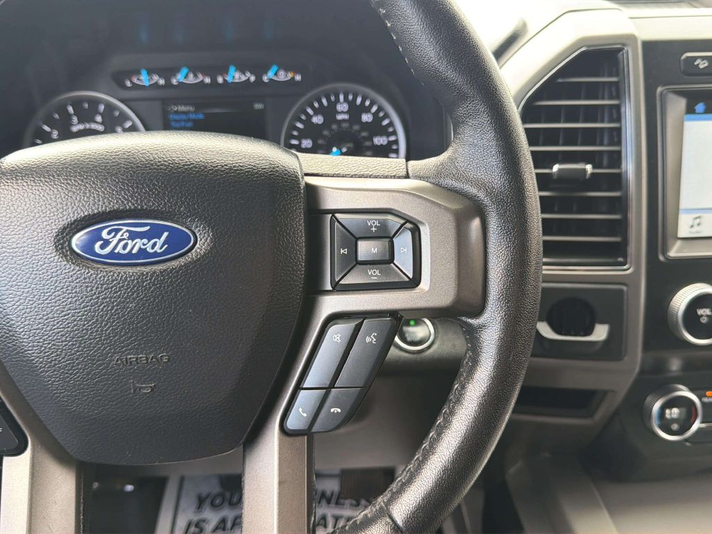 Photo 24 of this FORD EXPEDITION