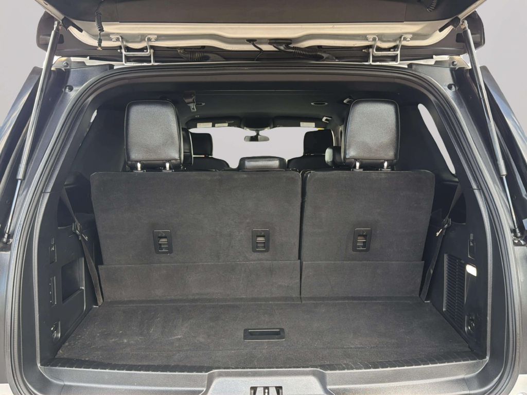 Photo 31 of this FORD EXPEDITION