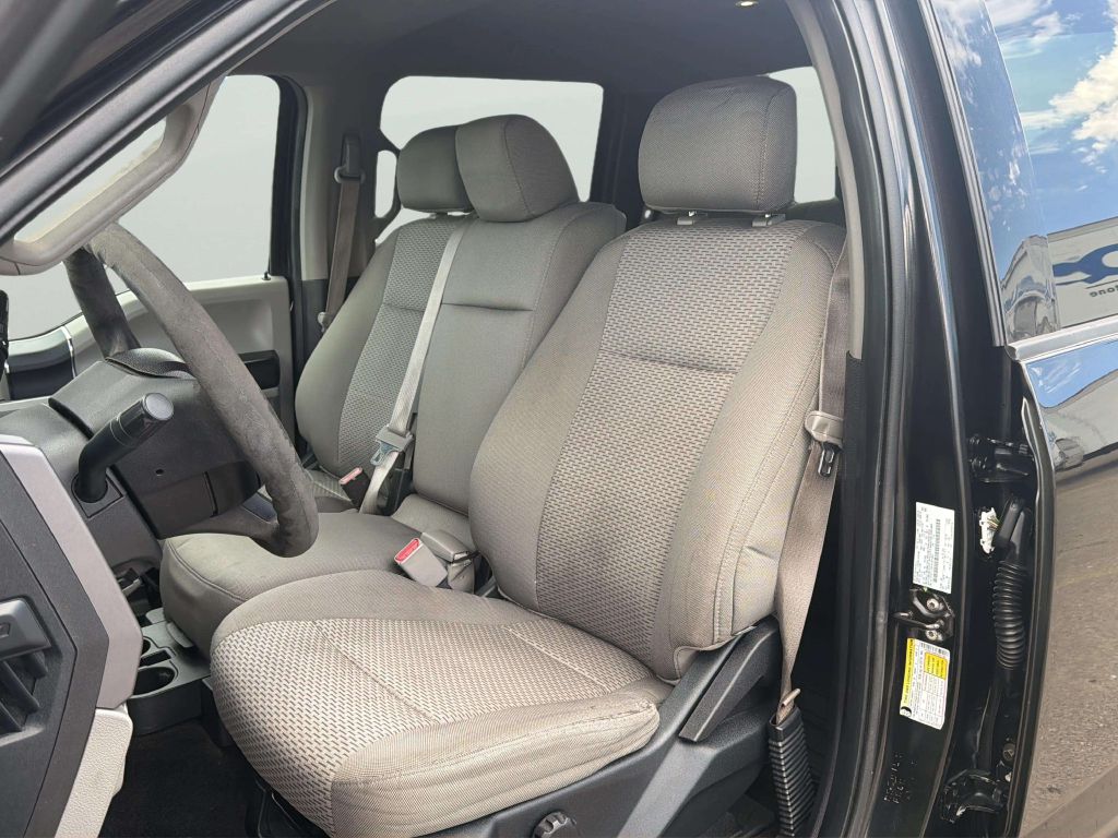 Photo 11 of this FORD F-150