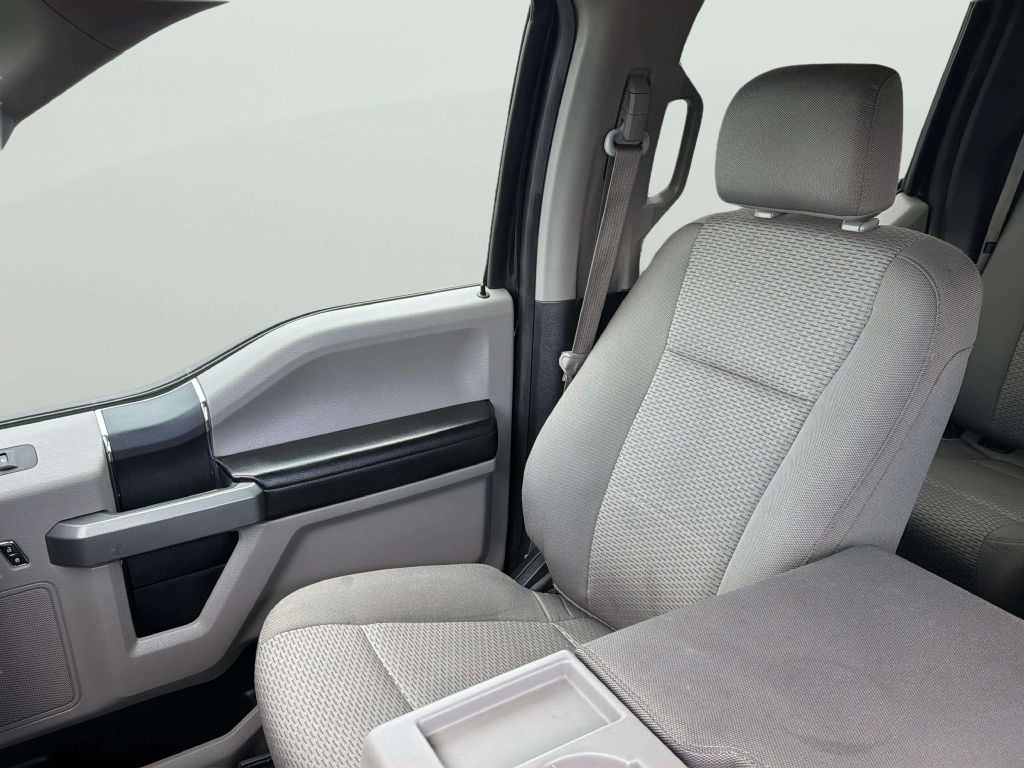 Photo 12 of this FORD F-150