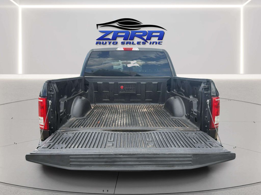 Photo 25 of this FORD F-150