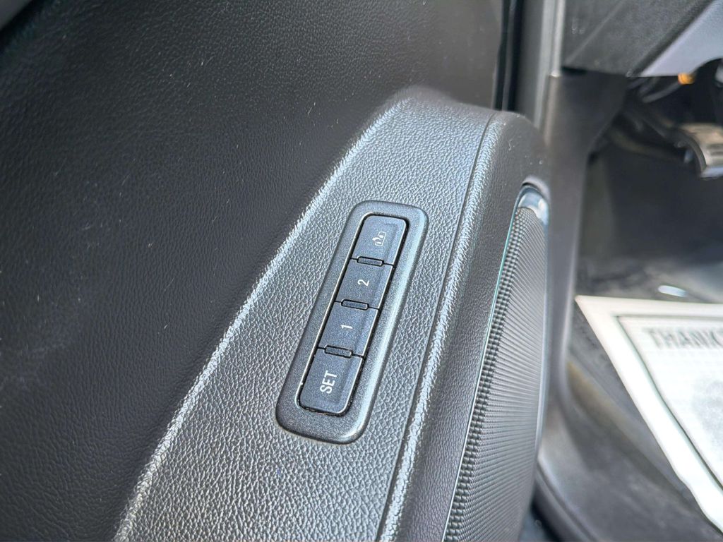 Photo 15 of this CHEVROLET TAHOE