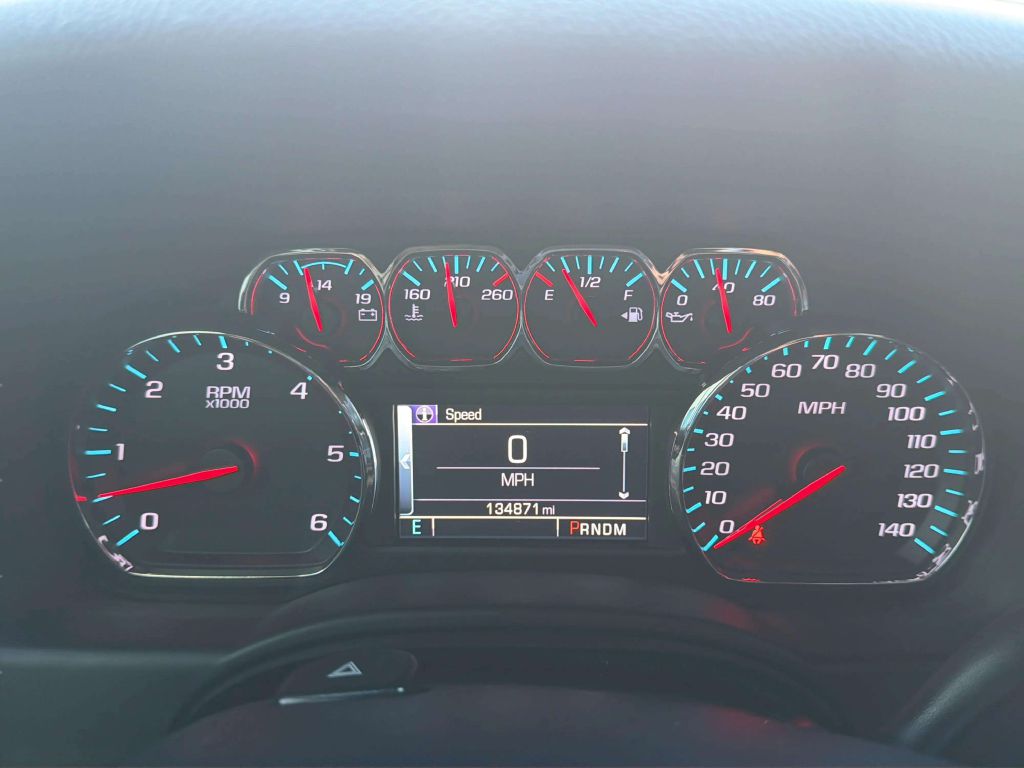 Photo 26 of this CHEVROLET TAHOE