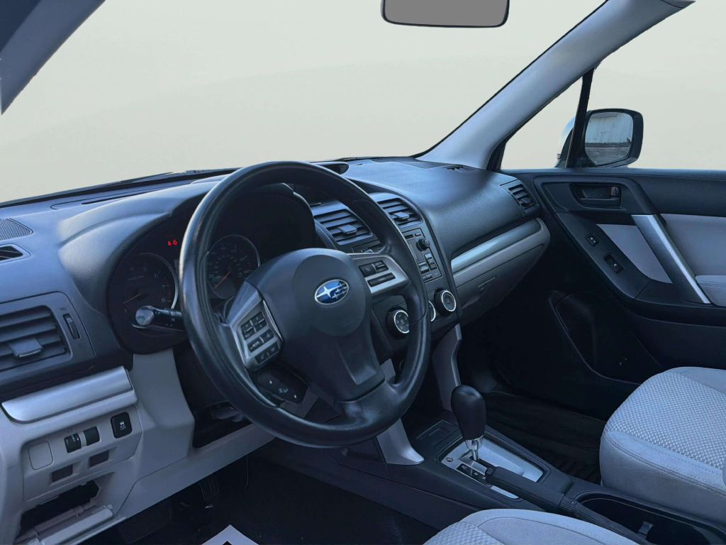 Photo 11 of this SUBARU FORESTER