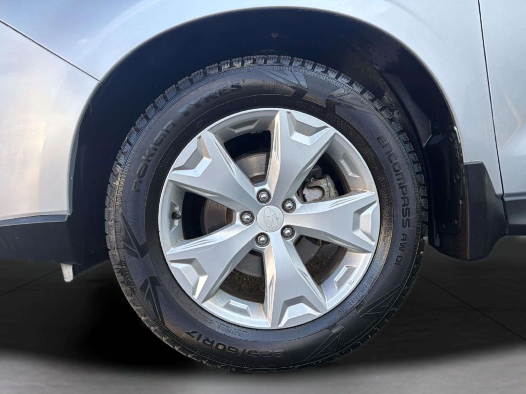 Photo 27 of this SUBARU FORESTER