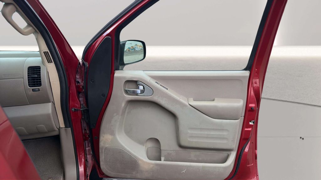 Photo 16 of this NISSAN FRONTIER
