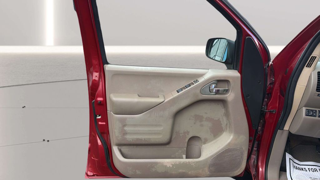 Photo 18 of this NISSAN FRONTIER