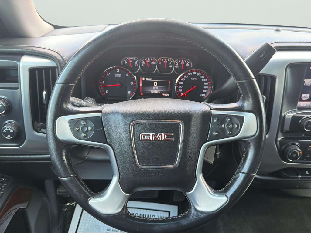 Photo 22 of this GMC SIERRA 1500
