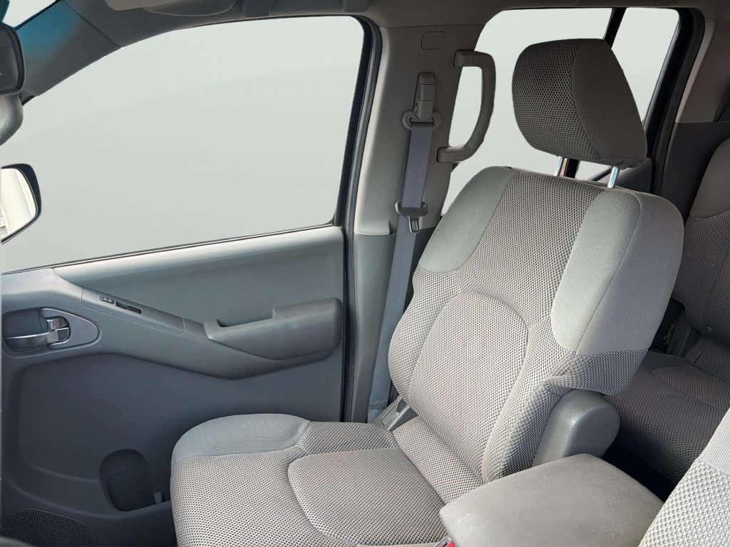 Photo 14 of this NISSAN FRONTIER
