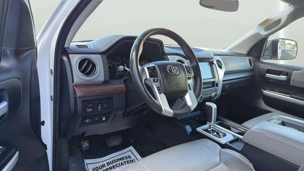 Photo 17 of this TOYOTA TUNDRA