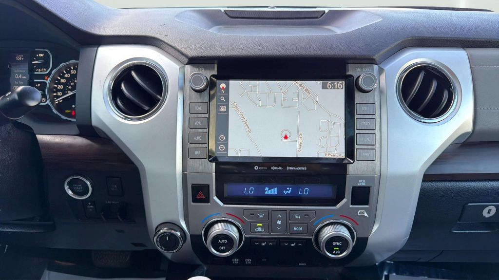 Photo 21 of this TOYOTA TUNDRA
