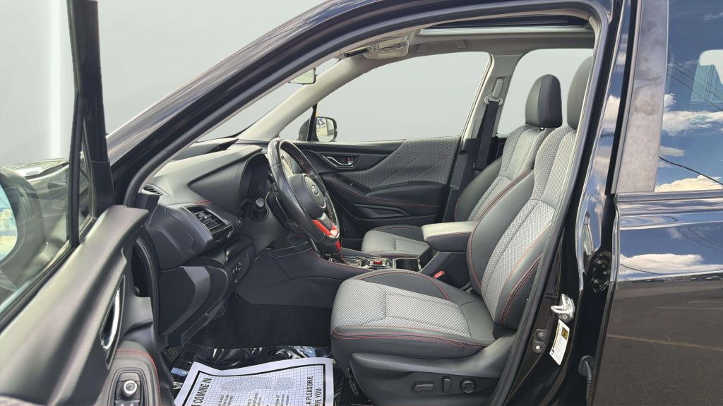 Photo 11 of this SUBARU FORESTER