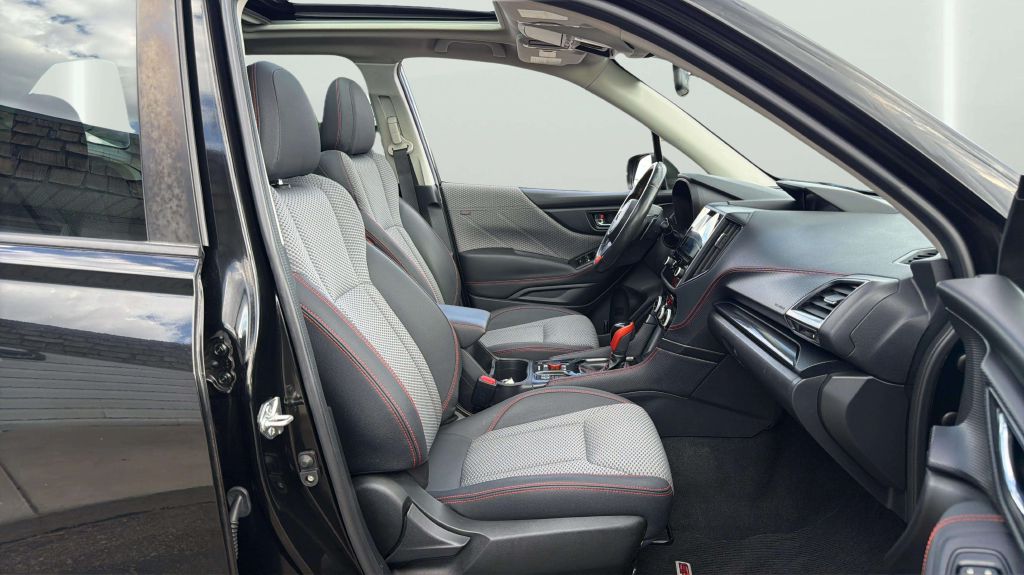 Photo 13 of this SUBARU FORESTER