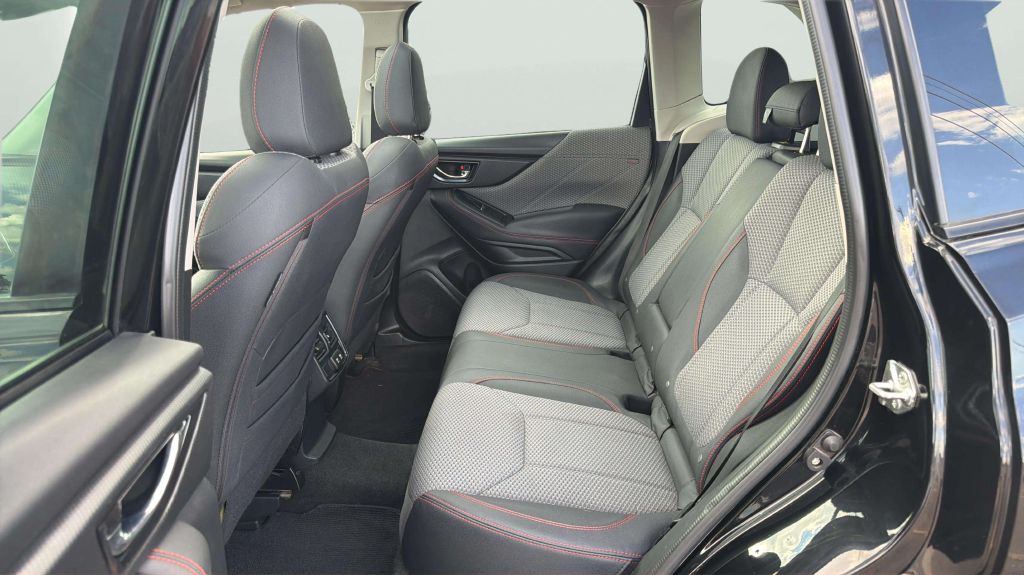 Photo 20 of this SUBARU FORESTER