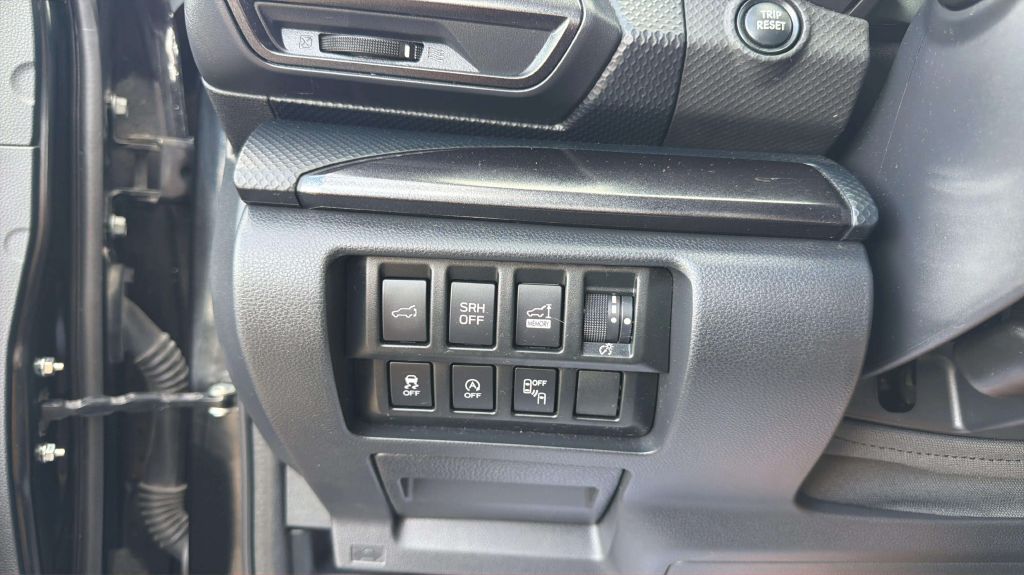 Photo 29 of this SUBARU FORESTER