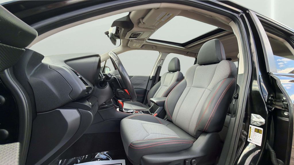 Photo 34 of this SUBARU FORESTER