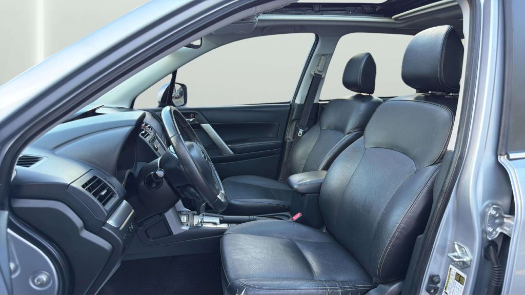 Photo 12 of this SUBARU FORESTER