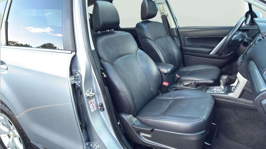 Photo 14 of this SUBARU FORESTER