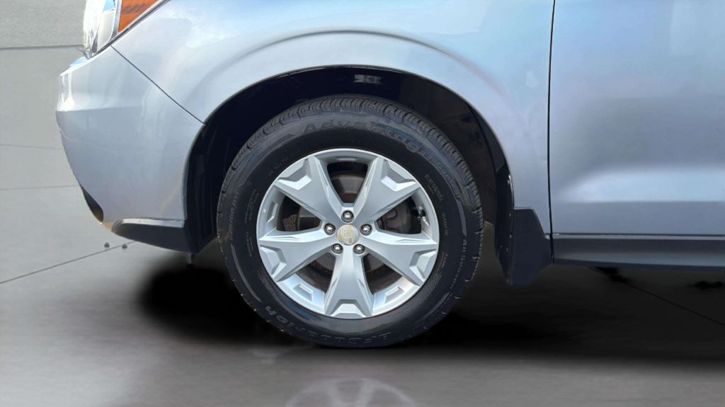 Photo 35 of this SUBARU FORESTER