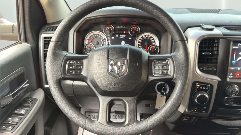 Photo 23 of this RAM 1500 CLASSIC