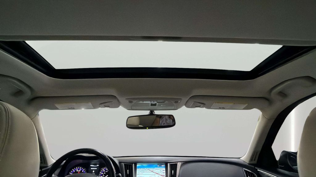 Photo 22 of this INFINITI Q50
