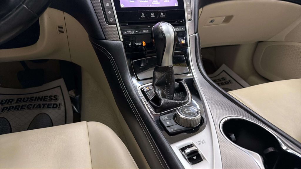 Photo 24 of this INFINITI Q50