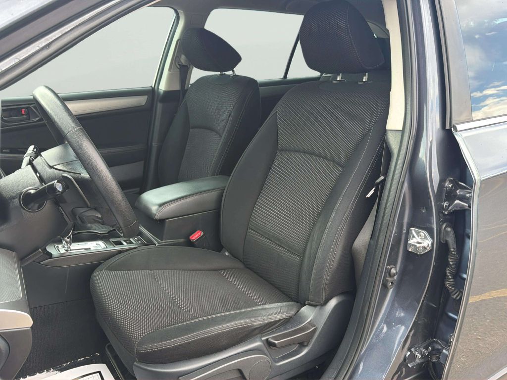Photo 13 of this SUBARU OUTBACK