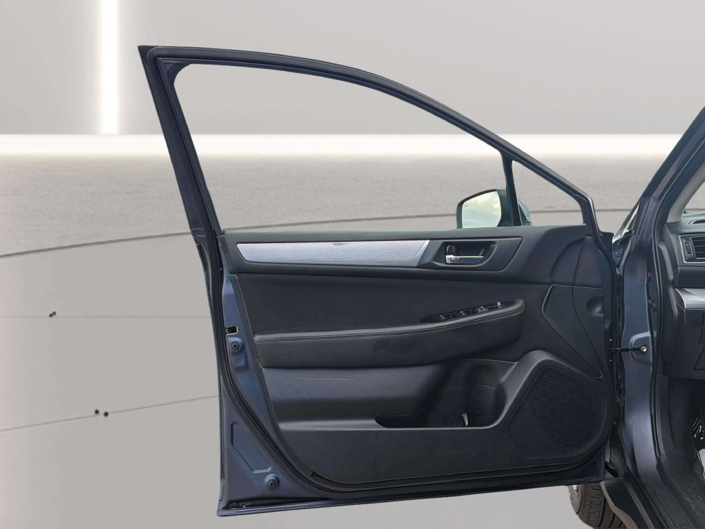 Photo 15 of this SUBARU OUTBACK