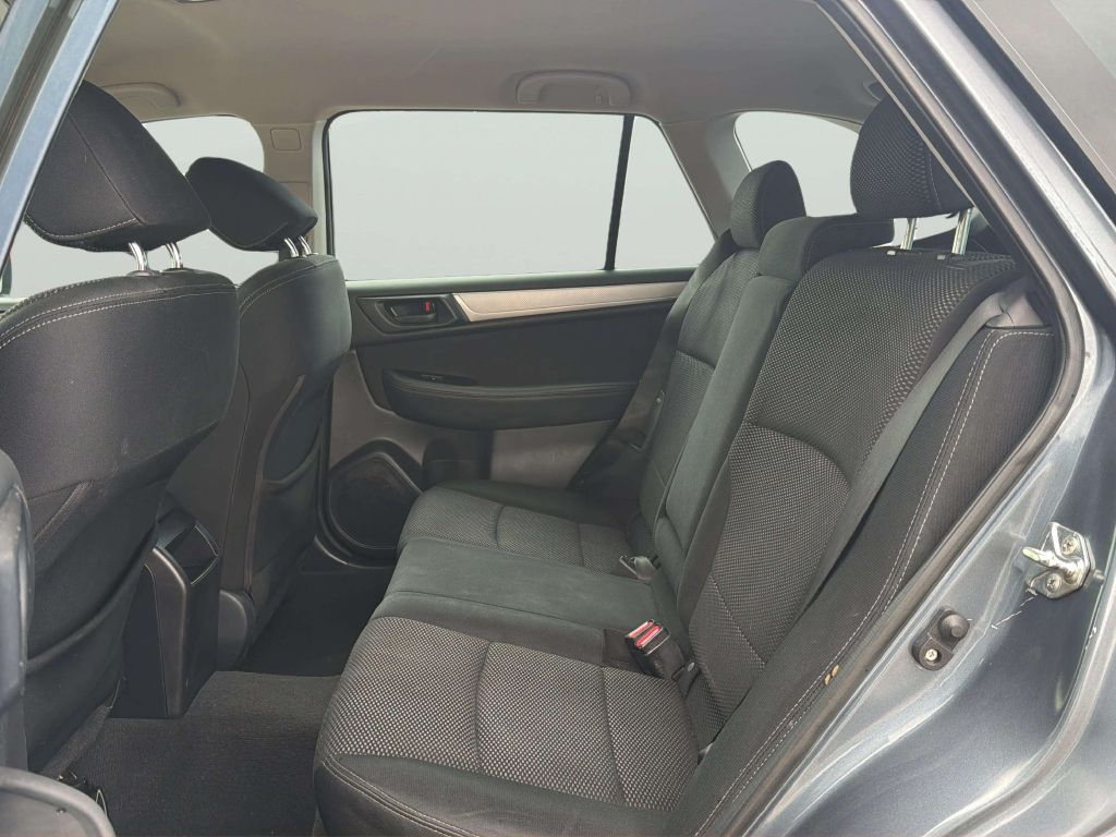 Photo 16 of this SUBARU OUTBACK