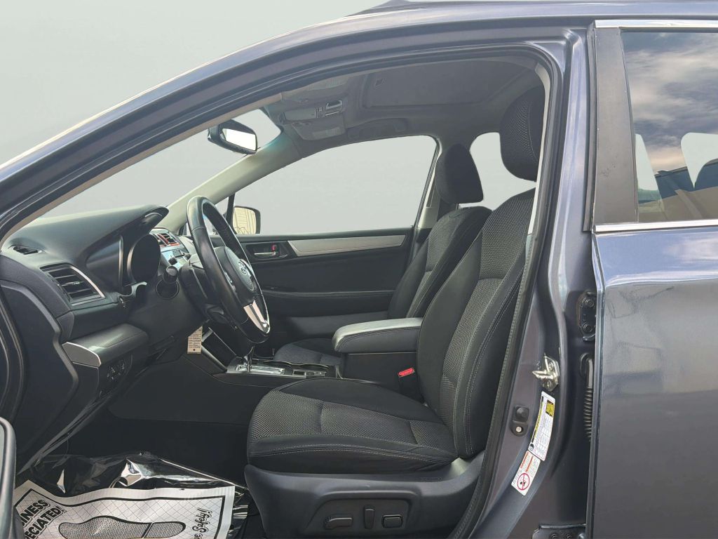Photo 11 of this SUBARU OUTBACK