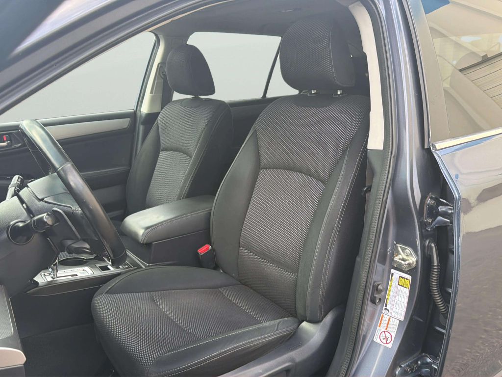 Photo 12 of this SUBARU OUTBACK