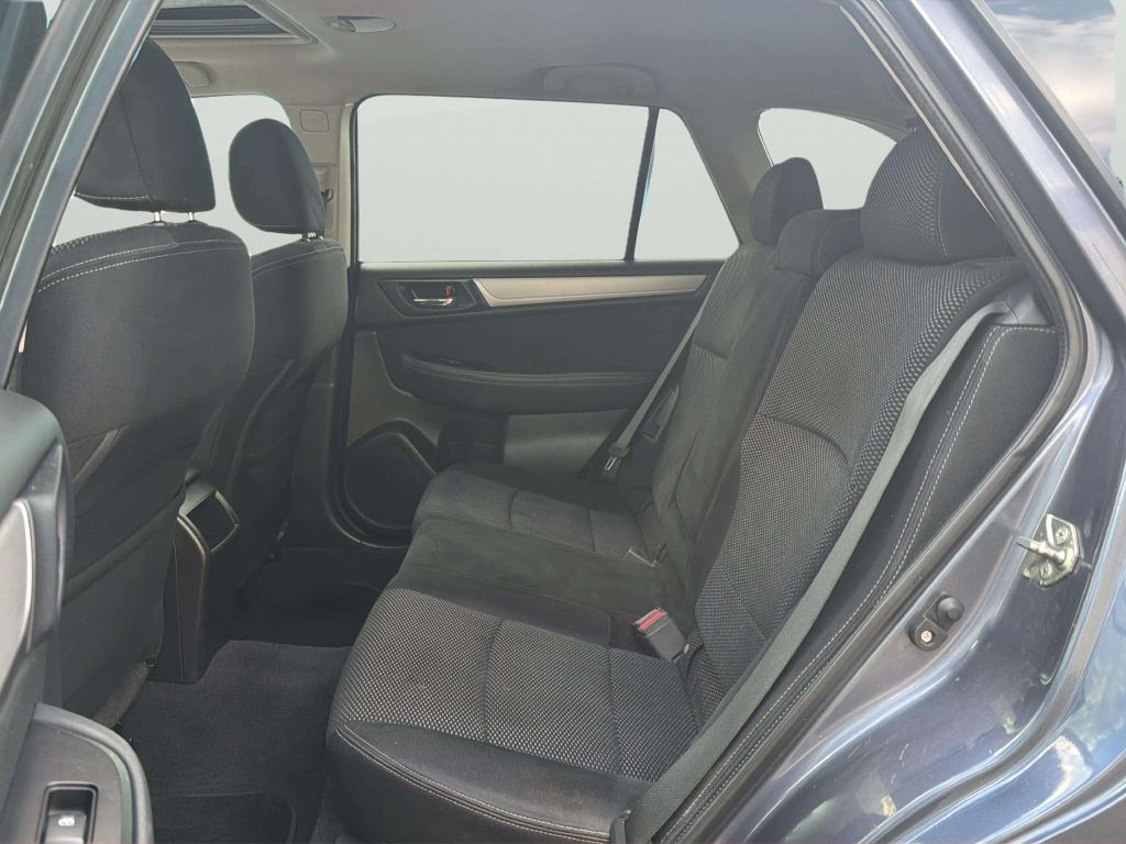 Photo 16 of this SUBARU OUTBACK