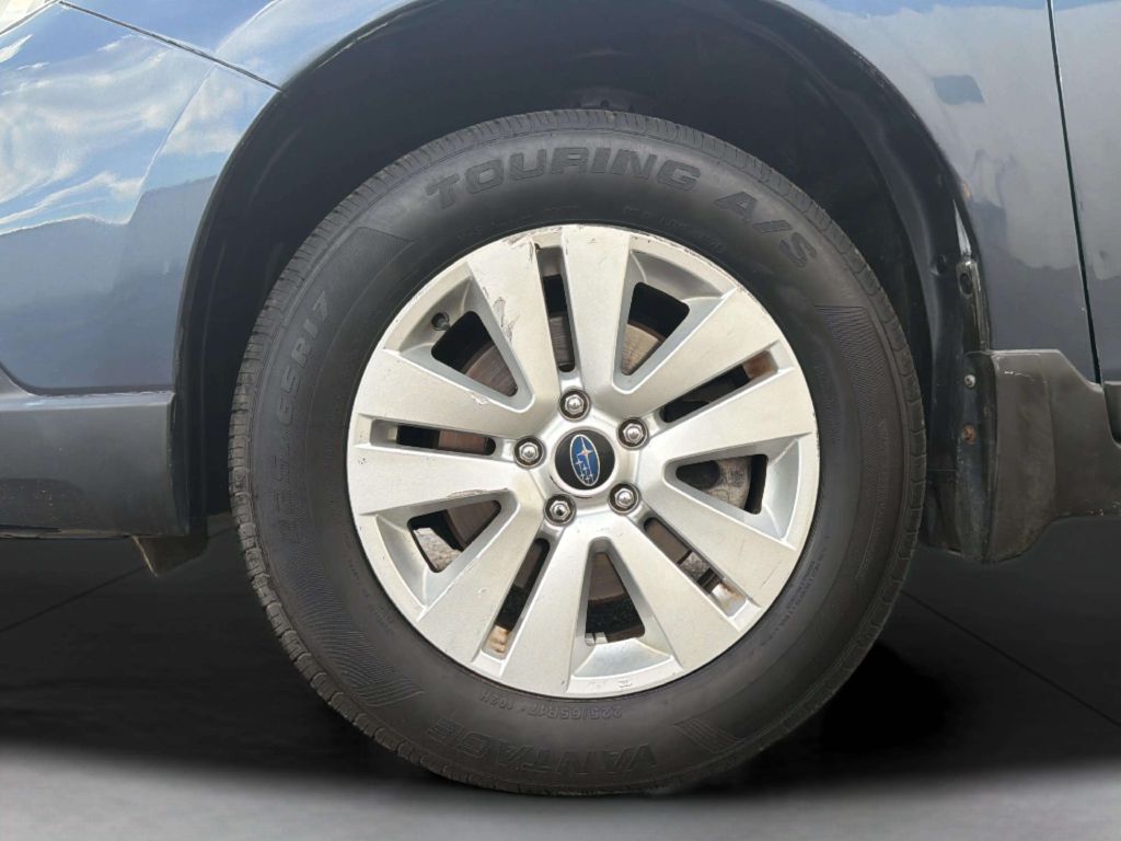 Photo 28 of this SUBARU OUTBACK