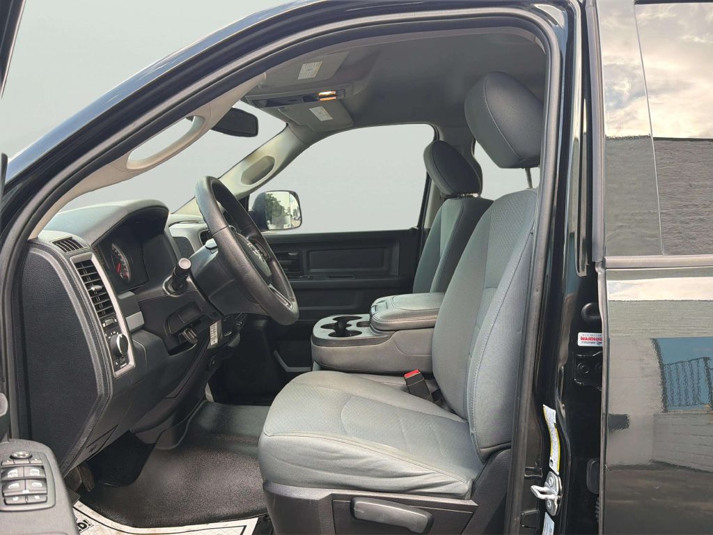 Photo 11 of this RAM 2500
