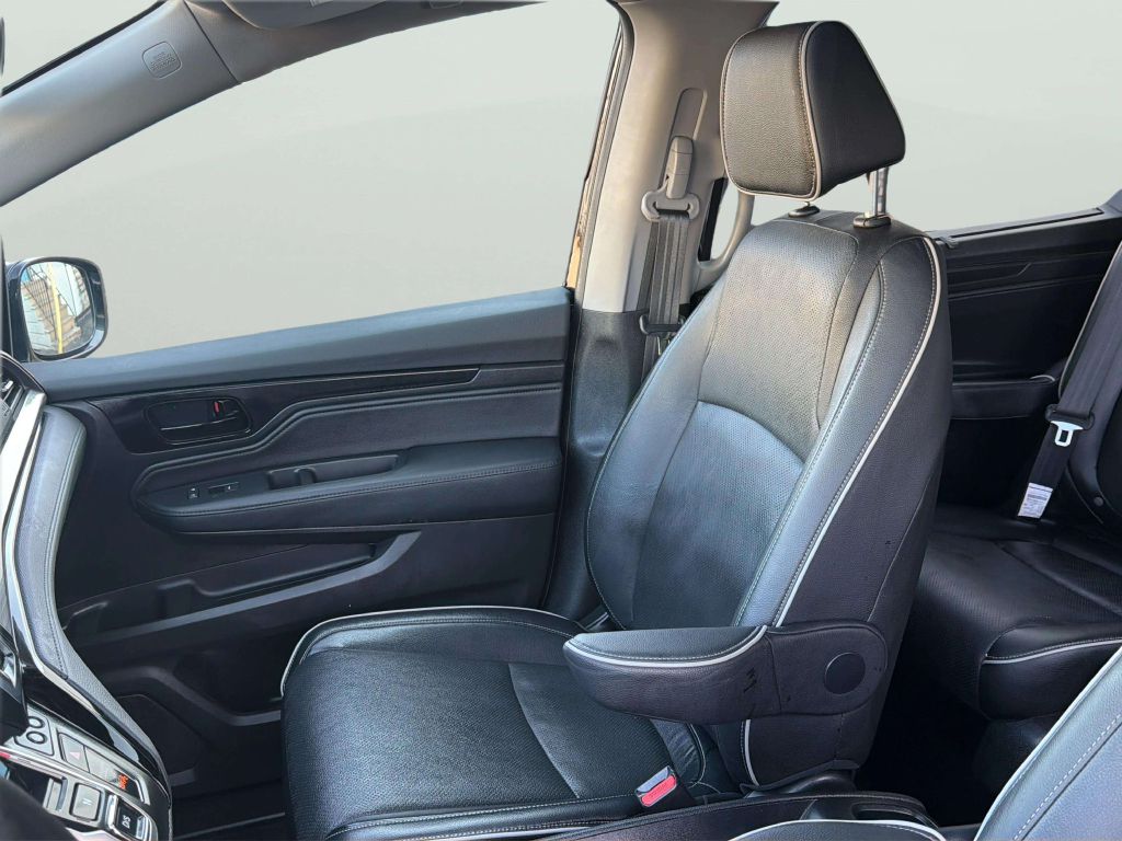 Photo 14 of this HONDA ODYSSEY