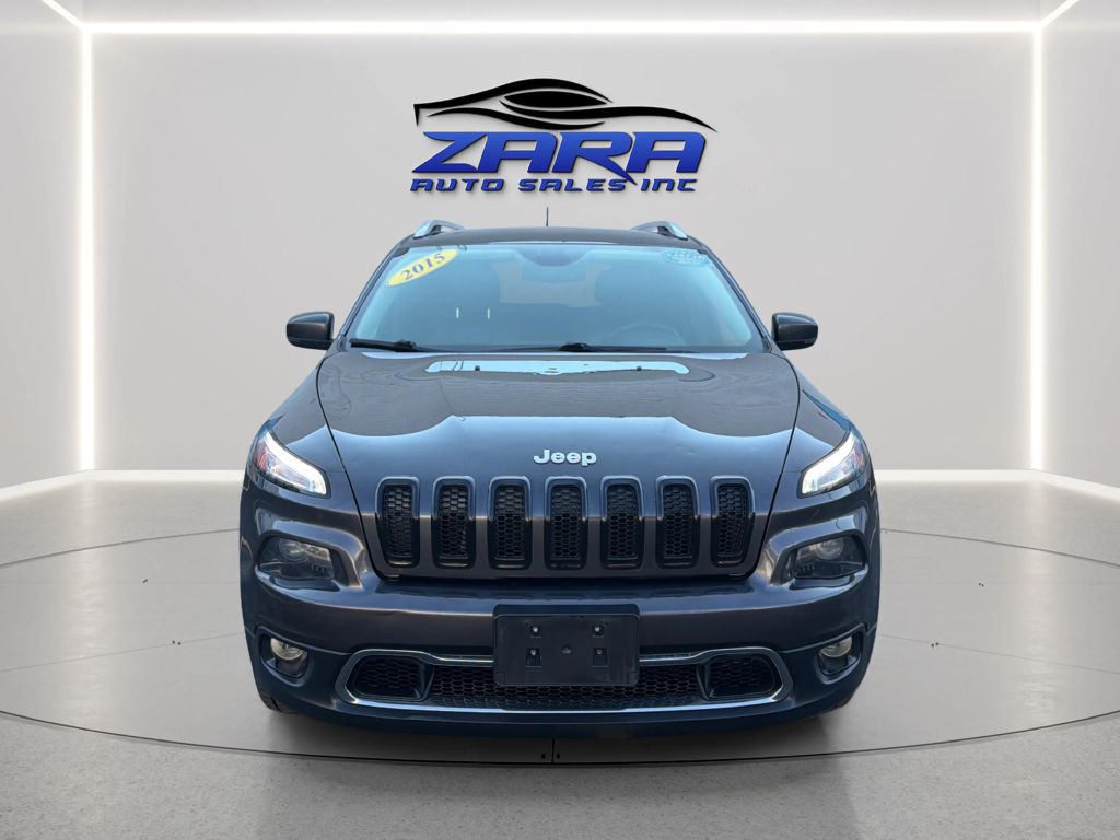Photo 2 of this JEEP CHEROKEE