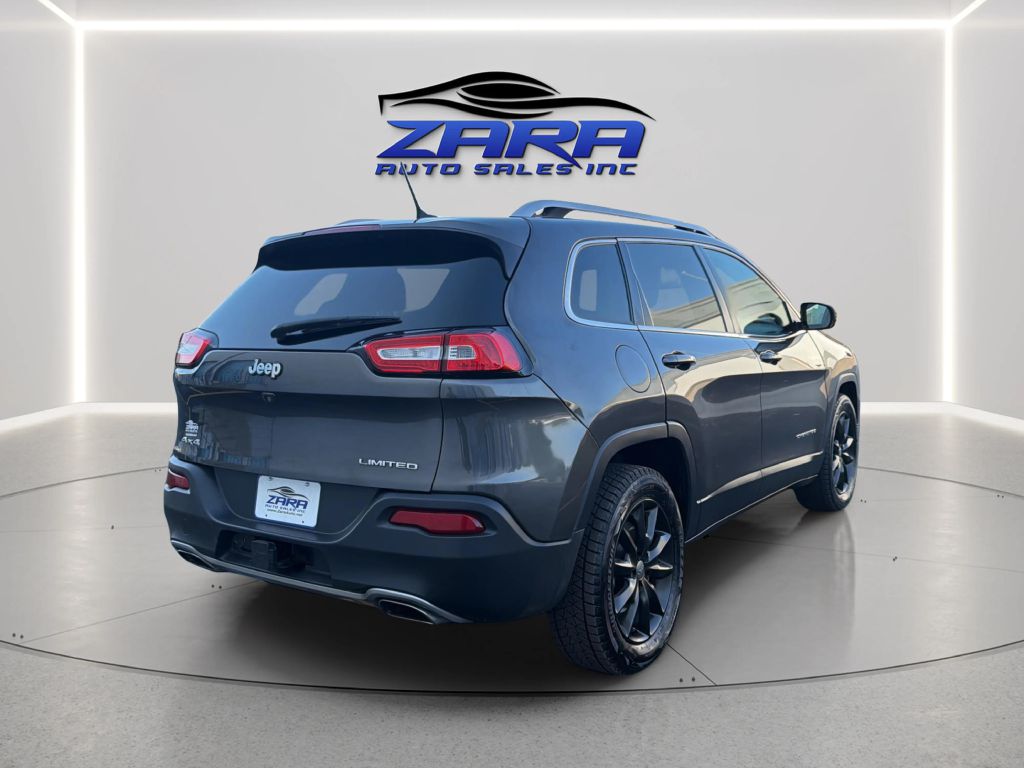 Photo 7 of this JEEP CHEROKEE