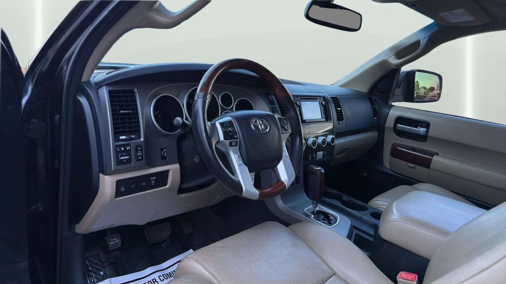 Photo 18 of this TOYOTA SEQUOIA