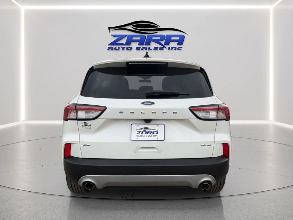 Photo 6 of this FORD ESCAPE