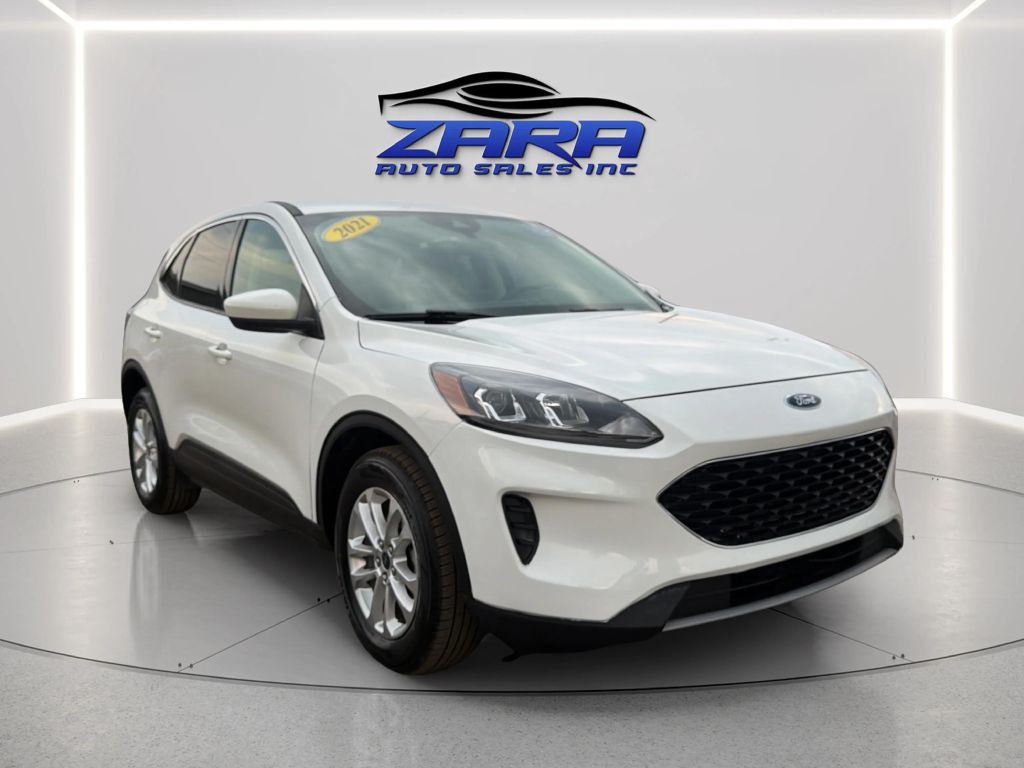 Photo 9 of this FORD ESCAPE