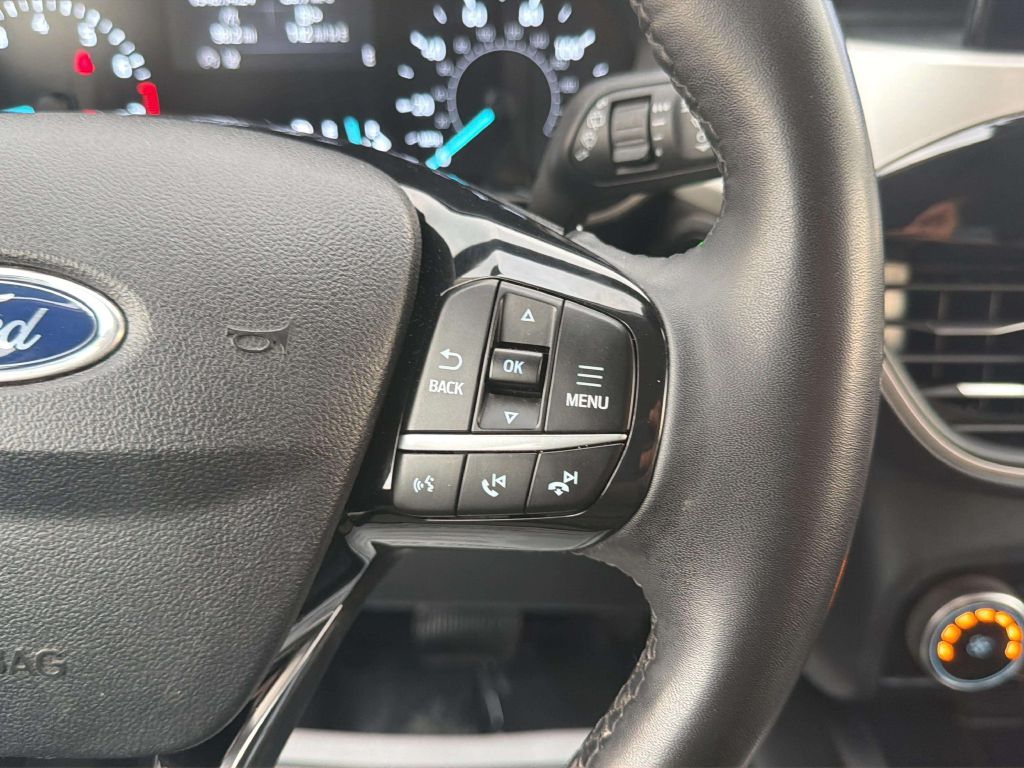 Photo 24 of this FORD ESCAPE