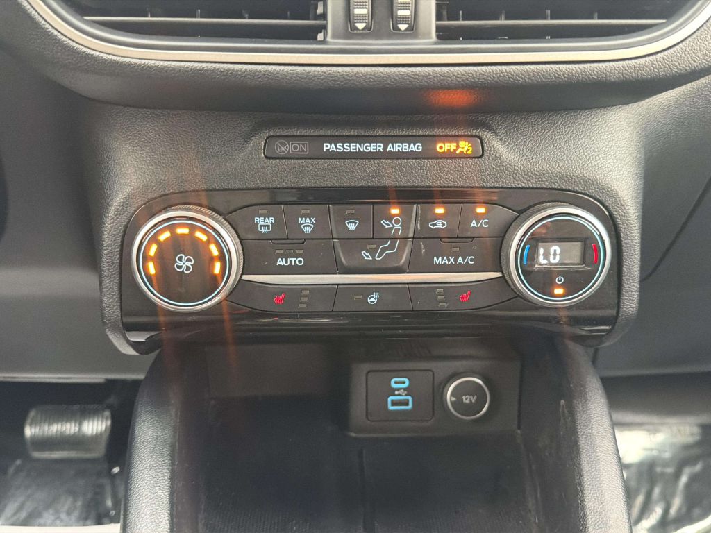 Photo 26 of this FORD ESCAPE