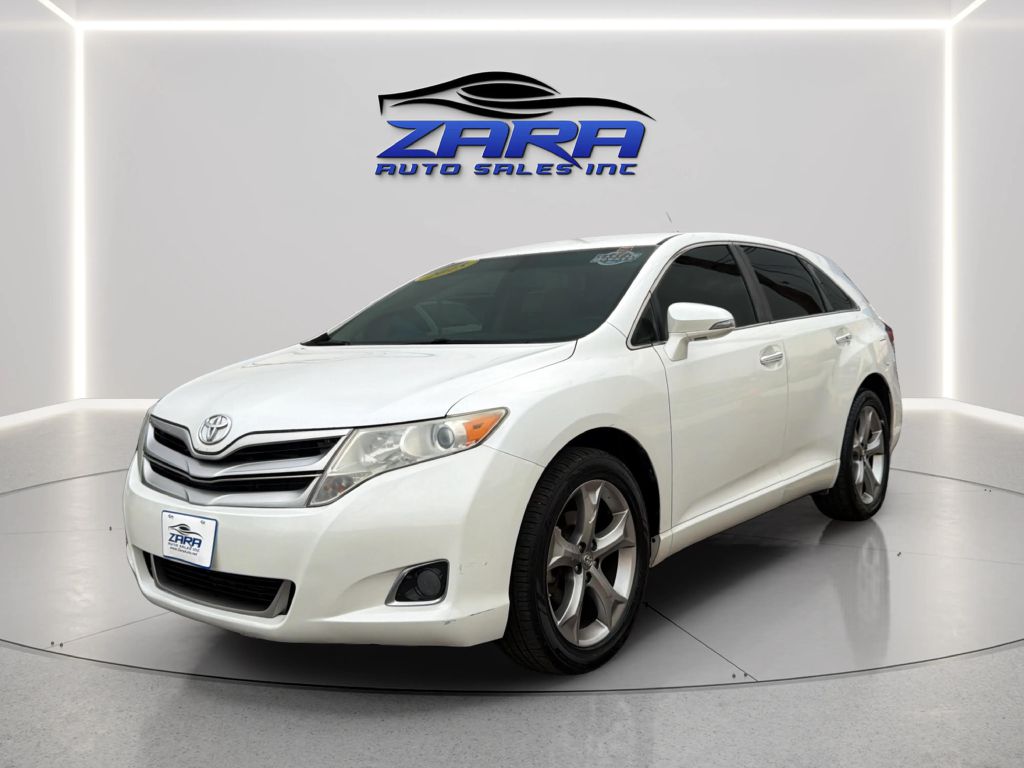 Photo 3 of this TOYOTA VENZA