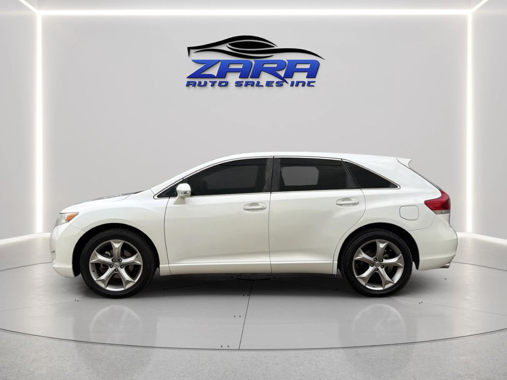Photo 4 of this TOYOTA VENZA