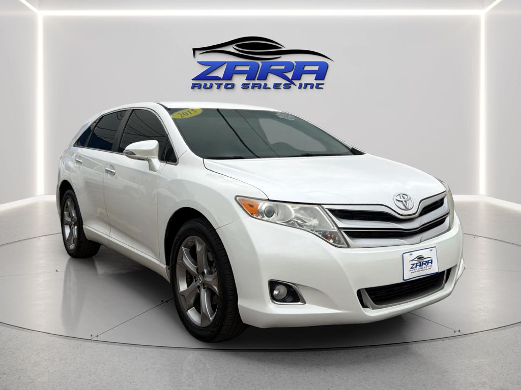 Photo 8 of this TOYOTA VENZA
