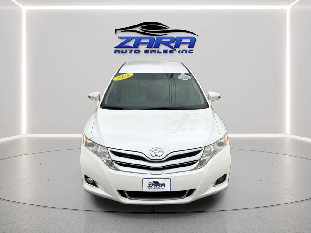 Photo 9 of this TOYOTA VENZA
